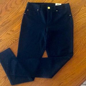 Women’s Black INC Skinny Leg Pant